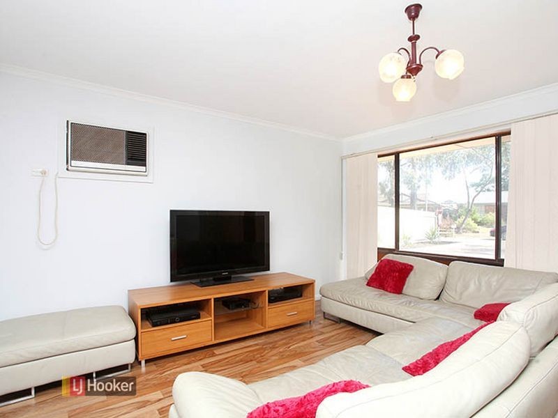 15 Templar Cres, Pooraka SA 5095