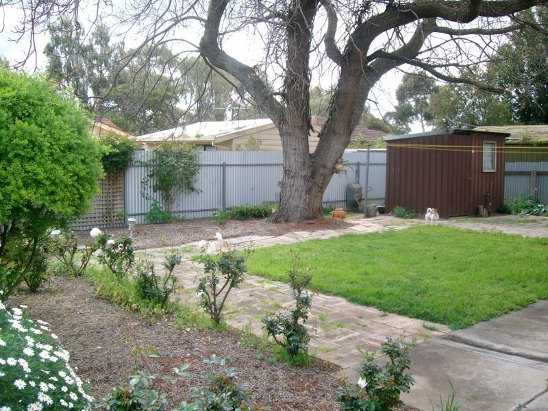 13 Ronald Drive, Salisbury East SA 5109