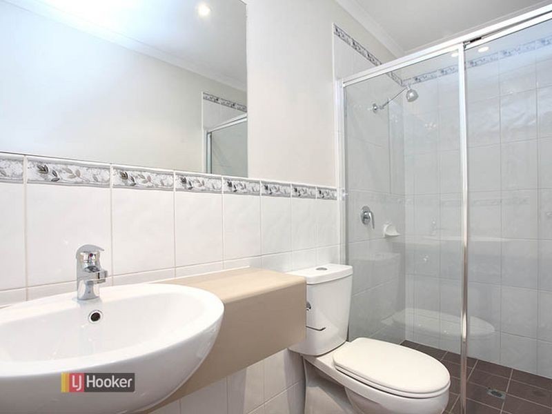 4/39 Windermere Cres, Mawson Lakes SA 5095