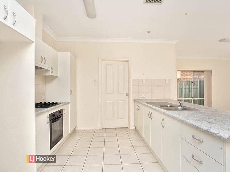 15 Grasswren Way, Mawson Lakes SA 5095