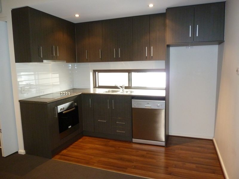 E10/18-28 Main Street, Mawson Lakes SA 5095