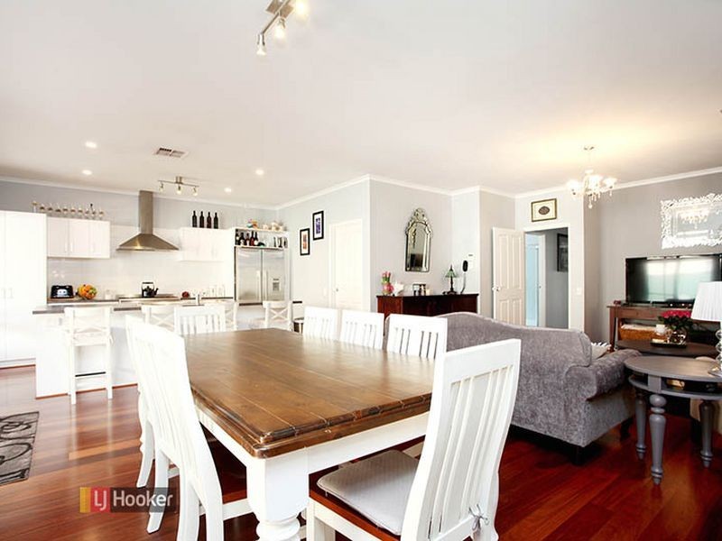 3 Weira St, Mawson Lakes SA 5095