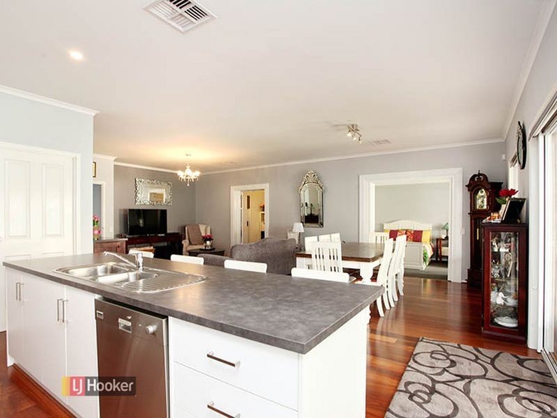 3 Weira St, Mawson Lakes SA 5095