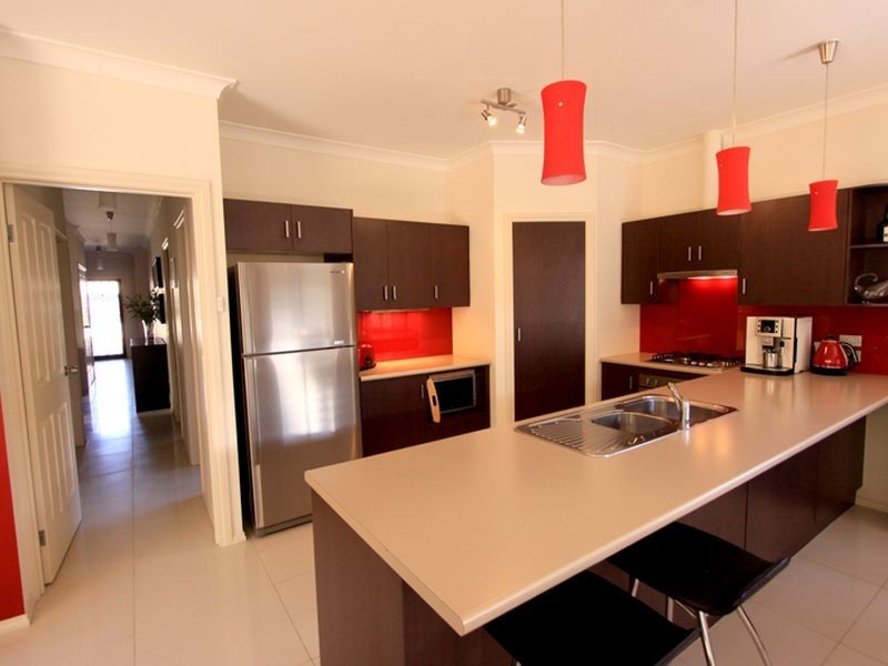 16 Franklin Ave, Mawson Lakes SA 5095