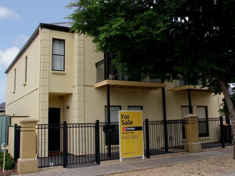 44 Beechwood Ave, Mawson Lakes SA 5095
