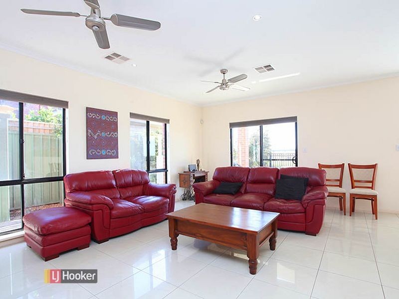 23 Hindmarsh Circuit, Mawson Lakes SA 5095