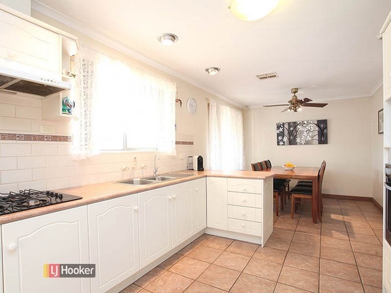 3 Maple Ave, Parafield Gardens SA 5107