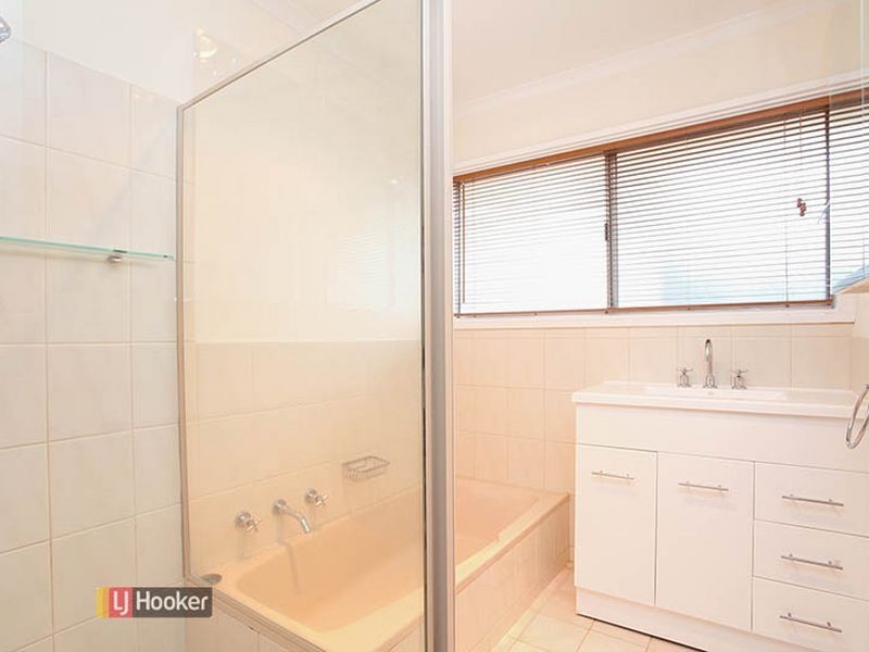 24 Alicante Ave, Wynn Vale SA 5127