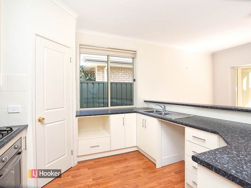 12 Lorentz Ct, Mawson Lakes SA 5095