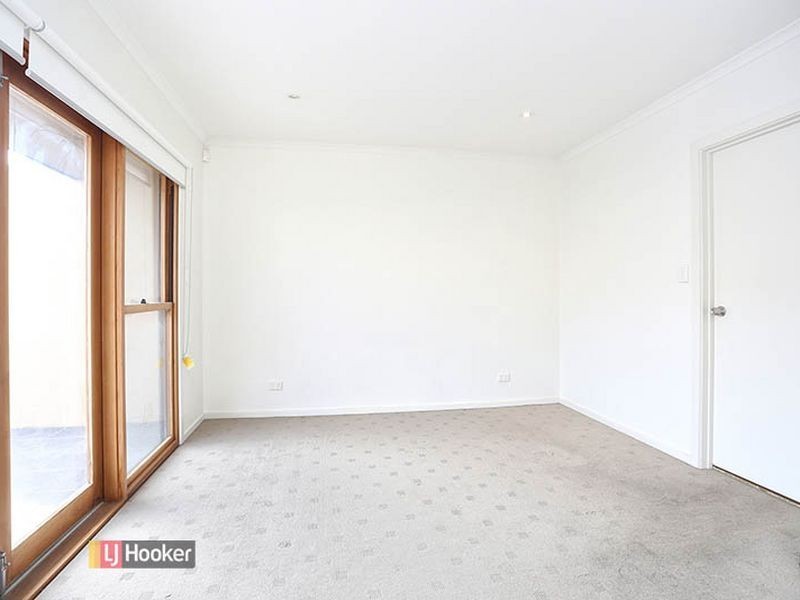 2/11 Timpson St, Port Adelaide SA 5015