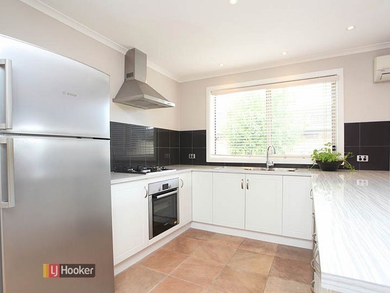 10 Meadow Lane, Para Hills West SA 5096