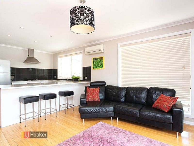 10 Meadow Lane, Para Hills West SA 5096