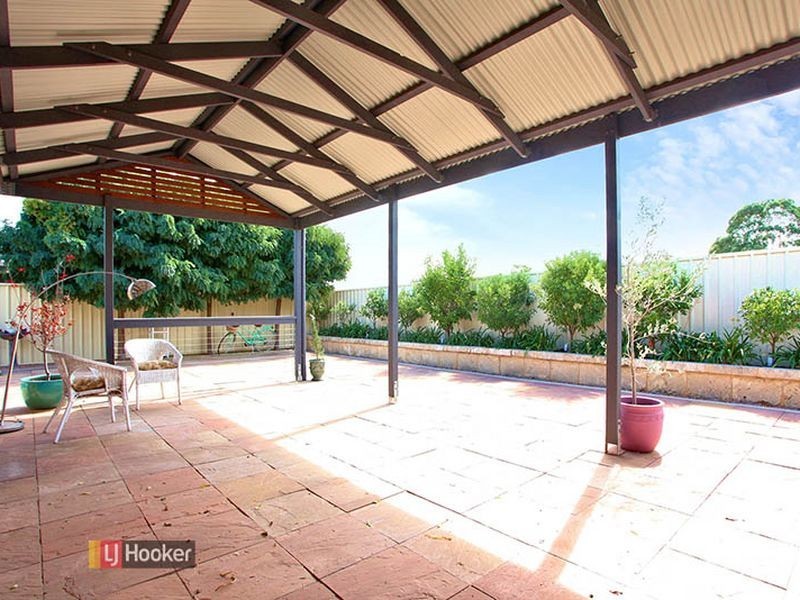 10 Meadow Lane, Para Hills West SA 5096