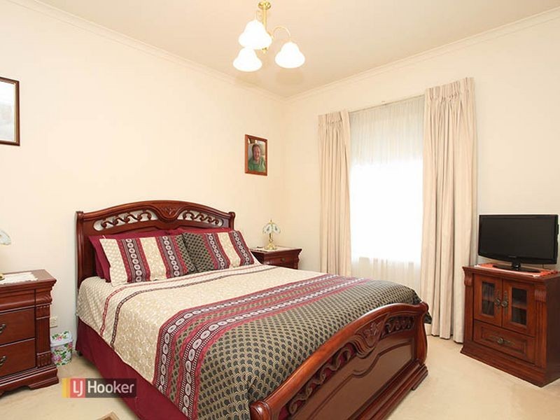 9 Morton St, Mawson Lakes SA 5095