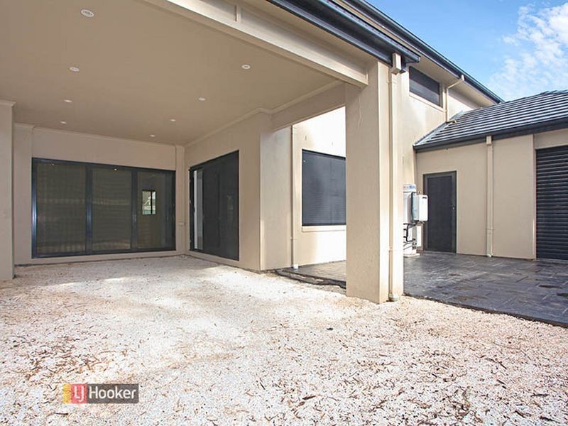 35 Avocet Dr, Mawson Lakes SA 5095