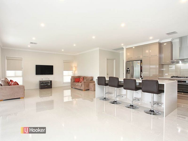 77 The Boulevard, Parafield Gardens SA 5107