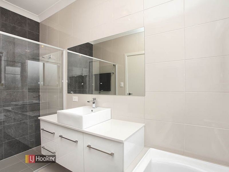 77 The Boulevard, Parafield Gardens SA 5107