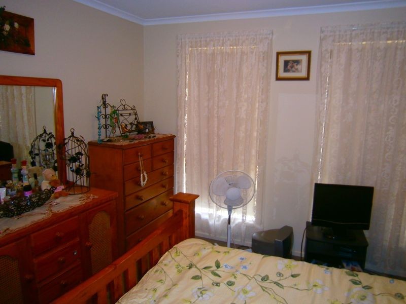 11 Clare Mews, Munno Para West SA 5115
