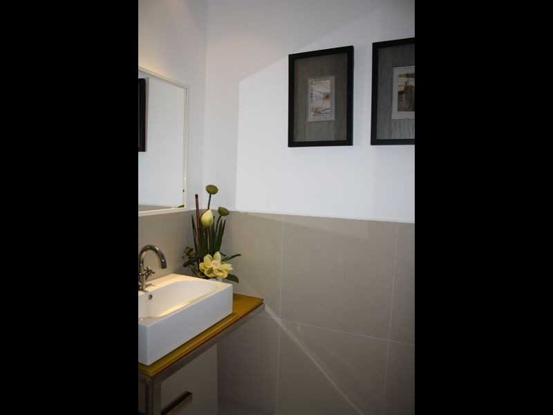 8 Macmillan Avenue, Mawson Lakes SA 5095