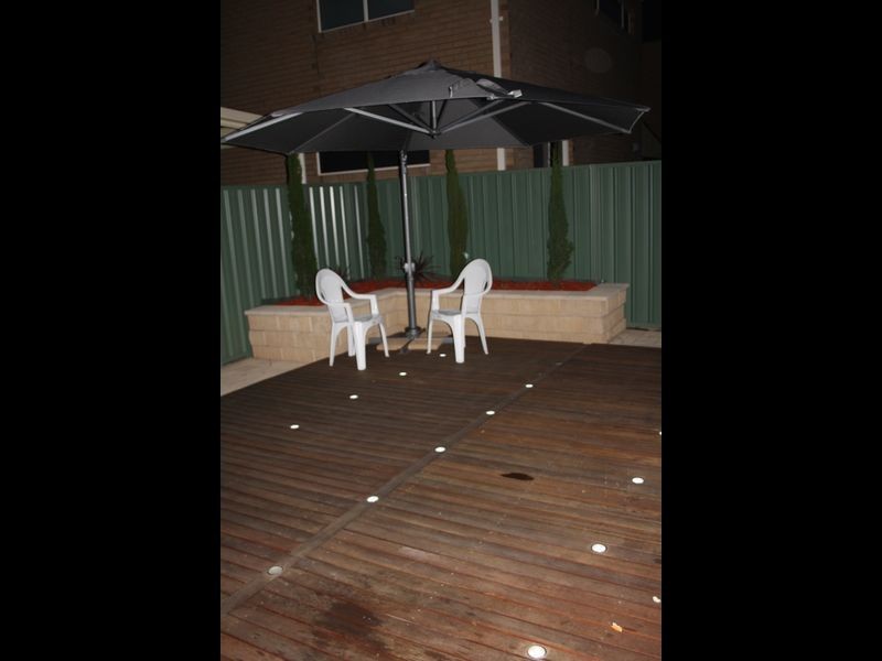 8 Macmillan Avenue, Mawson Lakes SA 5095