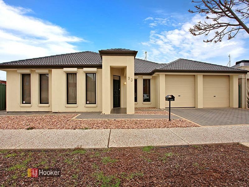 93 Lord Howe Cres, Mawson Lakes SA 5095