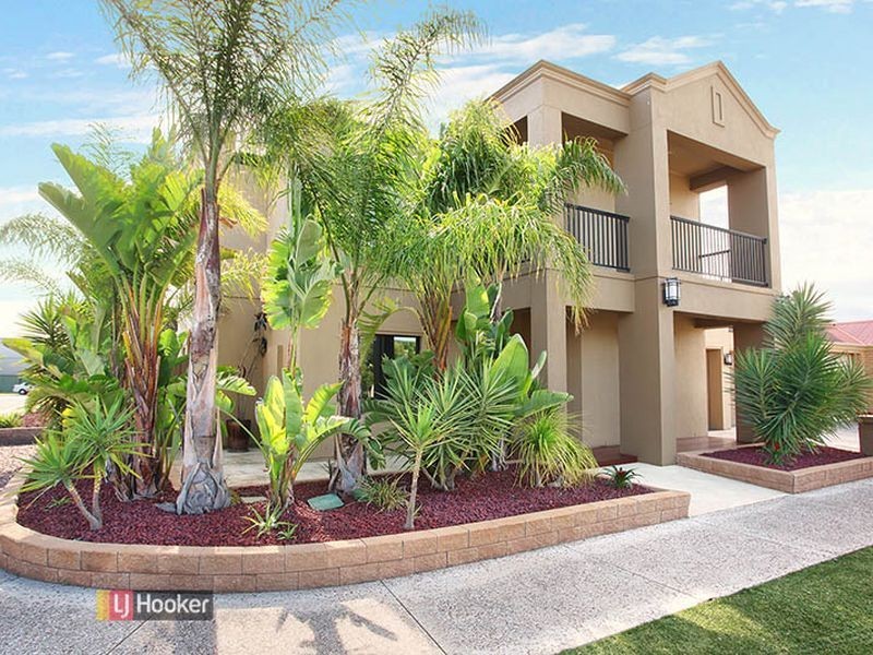 21 Lakefield Cres, Mawson Lakes SA 5095