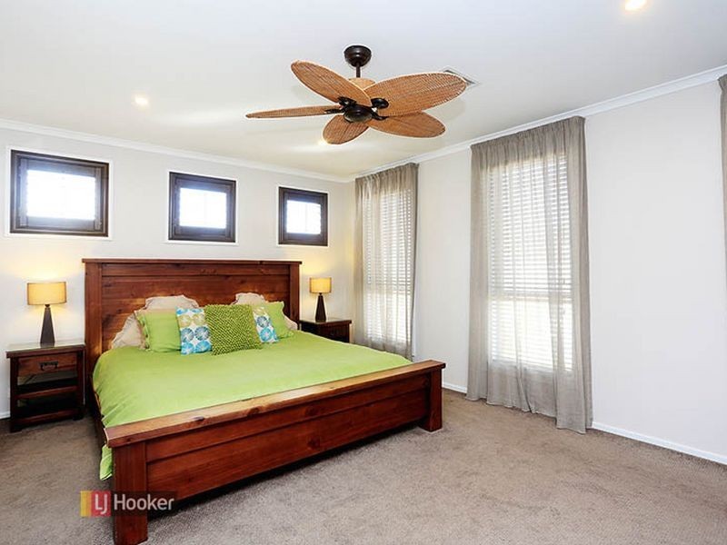 26 Northcote Walk, Mawson Lakes SA 5095