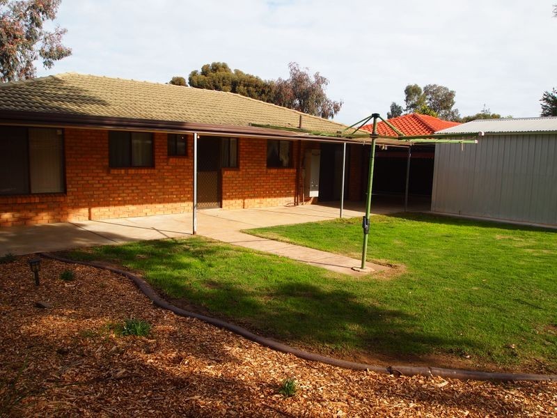 42 Hopner Ave, Burton SA 5110