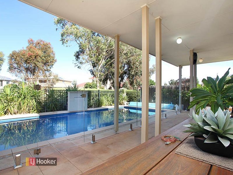 10 Pike Avenue, Mawson Lakes SA 5095