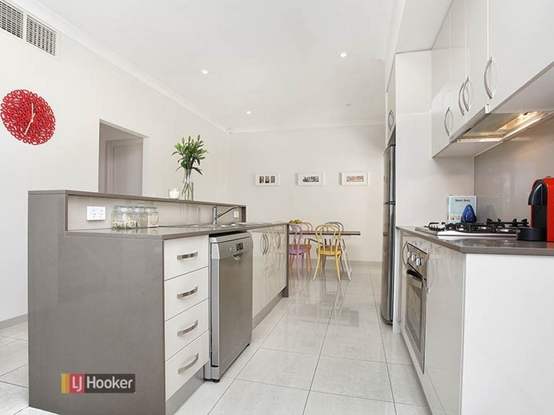 18A Riverside Street, Mawson Lakes SA 5095