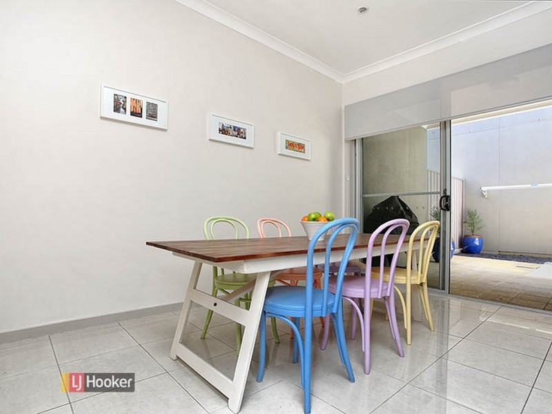 18A Riverside Street, Mawson Lakes SA 5095