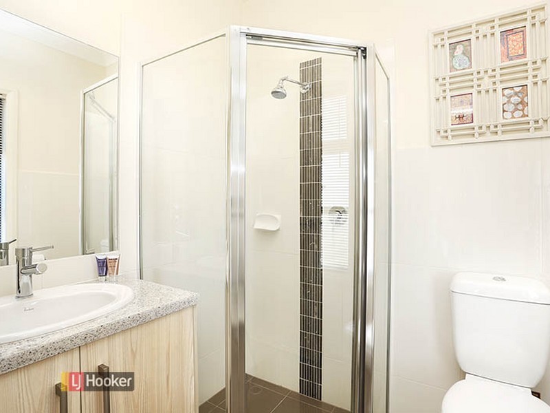 18 St Elias Street, Mawson Lakes SA 5095