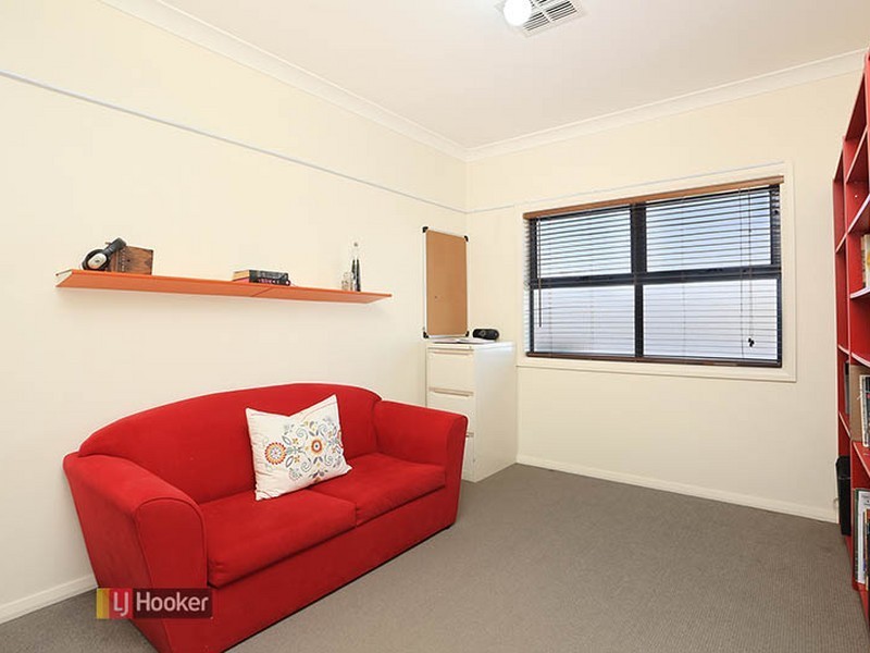 18 St Elias Street, Mawson Lakes SA 5095