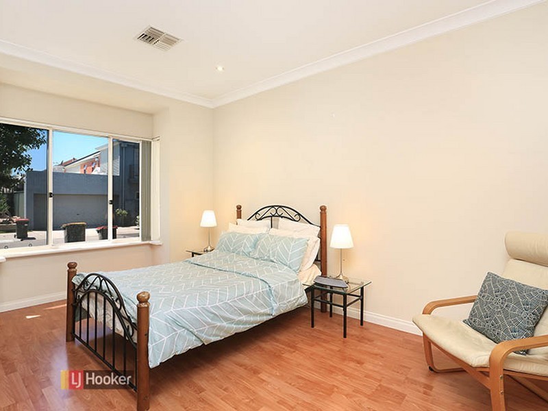 7 Freycinet Street, Mawson Lakes SA 5095