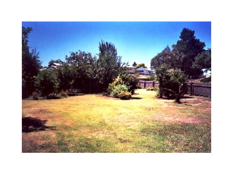 73 Cromwell Street,, Cooma NSW 2630