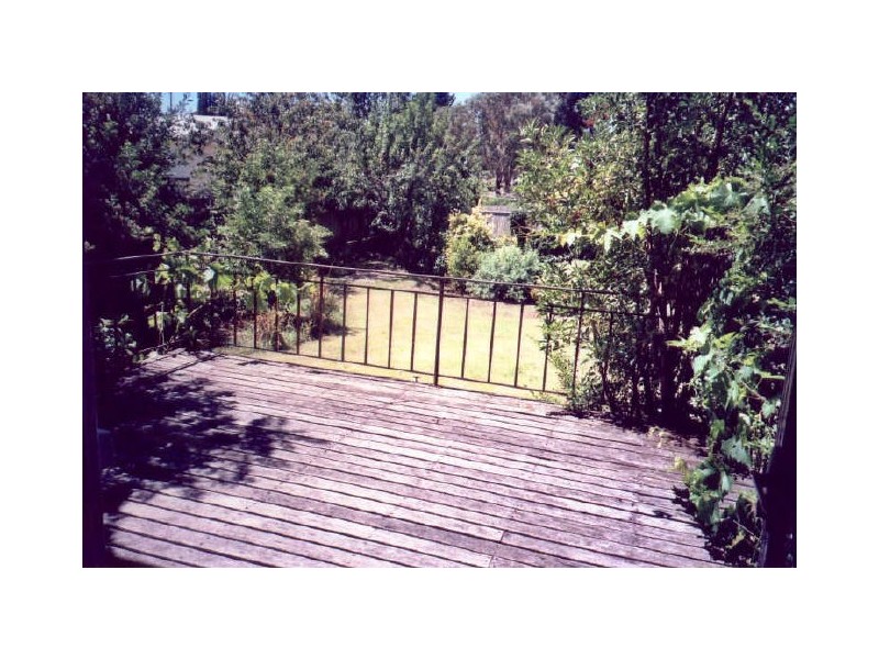 73 Cromwell Street,, Cooma NSW 2630