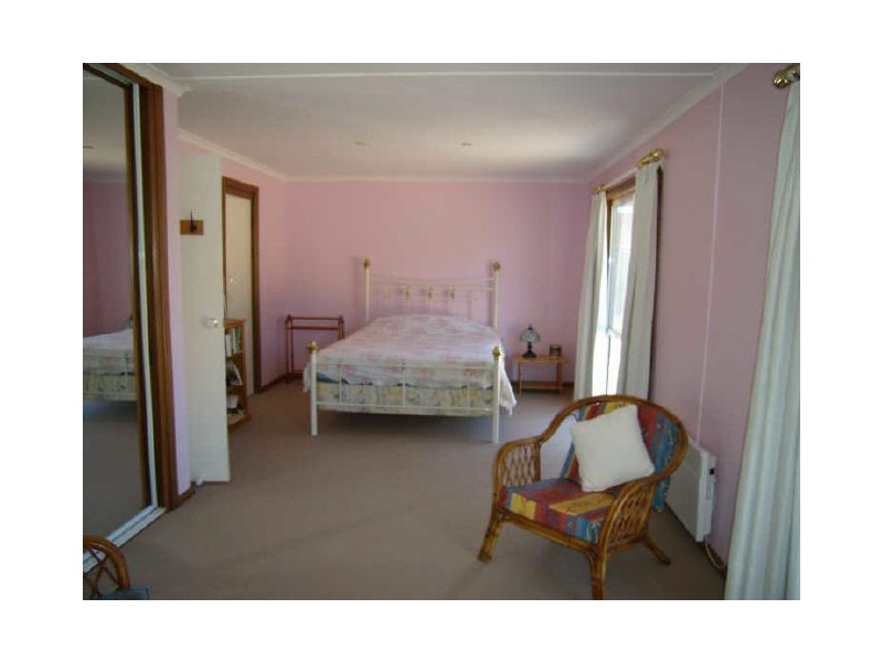 24 Swan Street, Bredbo NSW 2626