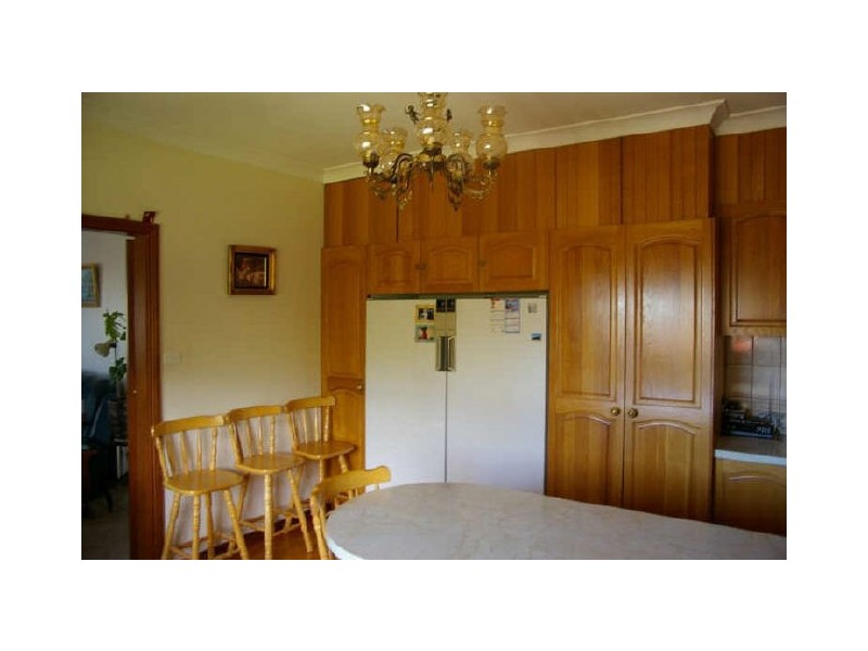 33 Tulong Ave, Cooma NSW 2630