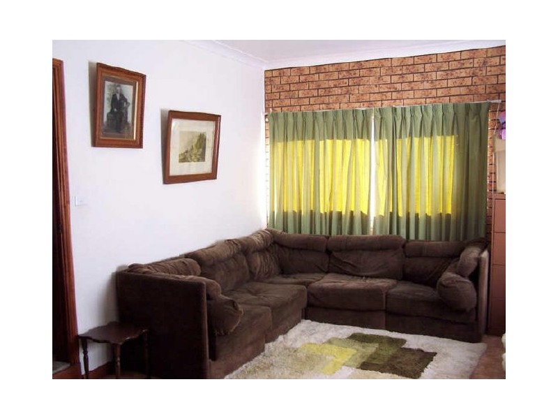 33 Tulong Ave, Cooma NSW 2630