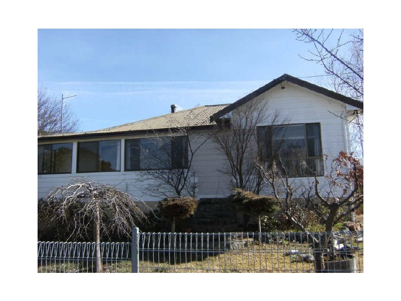 27 Druitt Street, Adaminaby NSW 2629