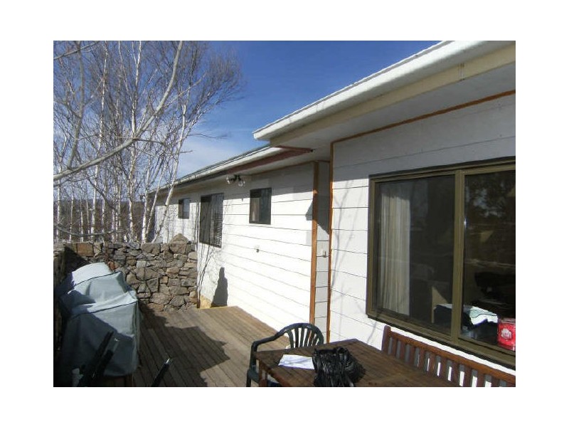 27 Druitt Street, Adaminaby NSW 2629