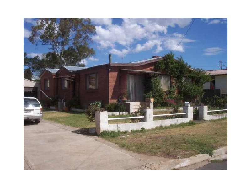 11 Waggun Street, Cooma NSW 2630