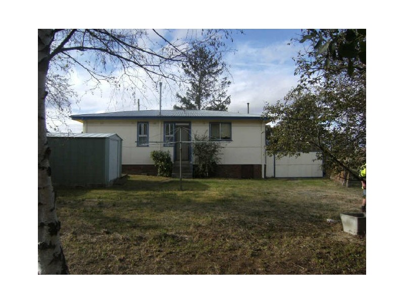 3 Adams Avenue, Cooma NSW 2630