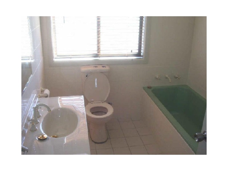 20 Baron Street, Cooma NSW 2630