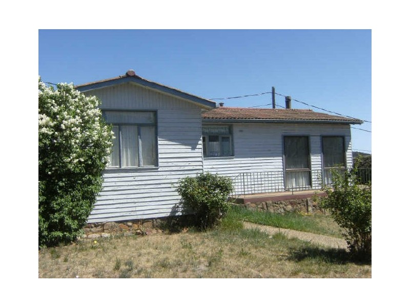 21 Wooran Street, Cooma NSW 2630