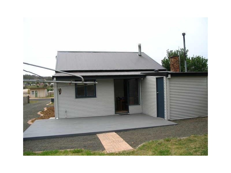 5 High Street, Bombala NSW 2632