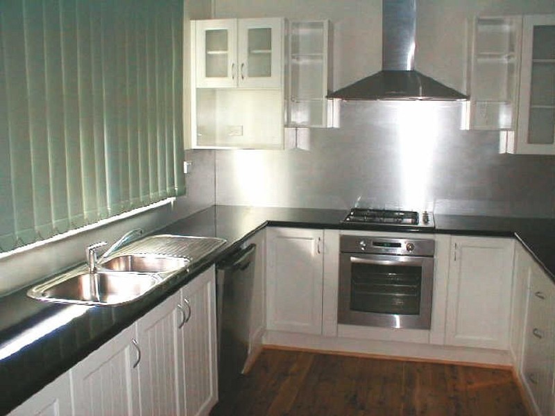 73 Cromwell Street, Cooma NSW 2630