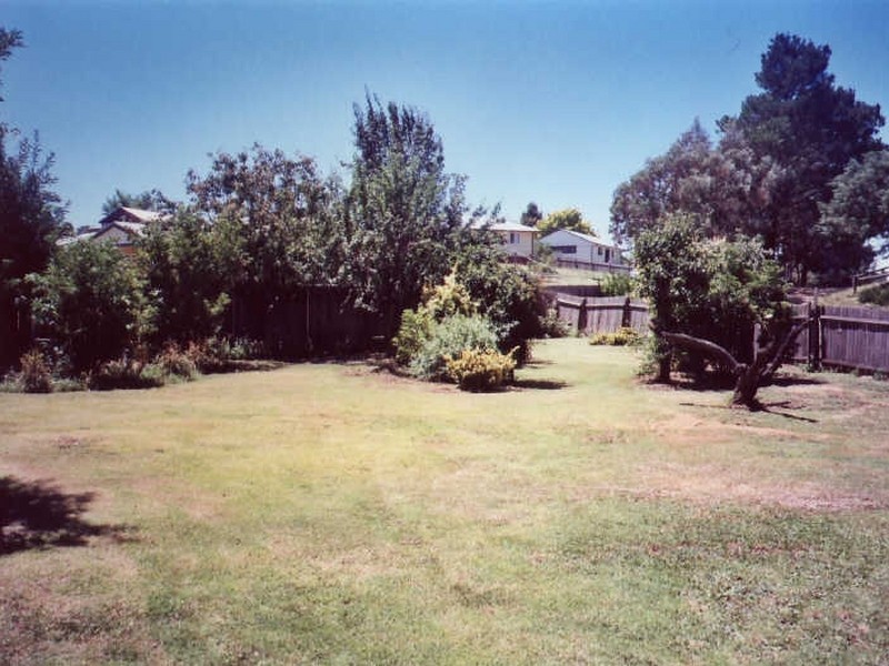 73 Cromwell Street, Cooma NSW 2630