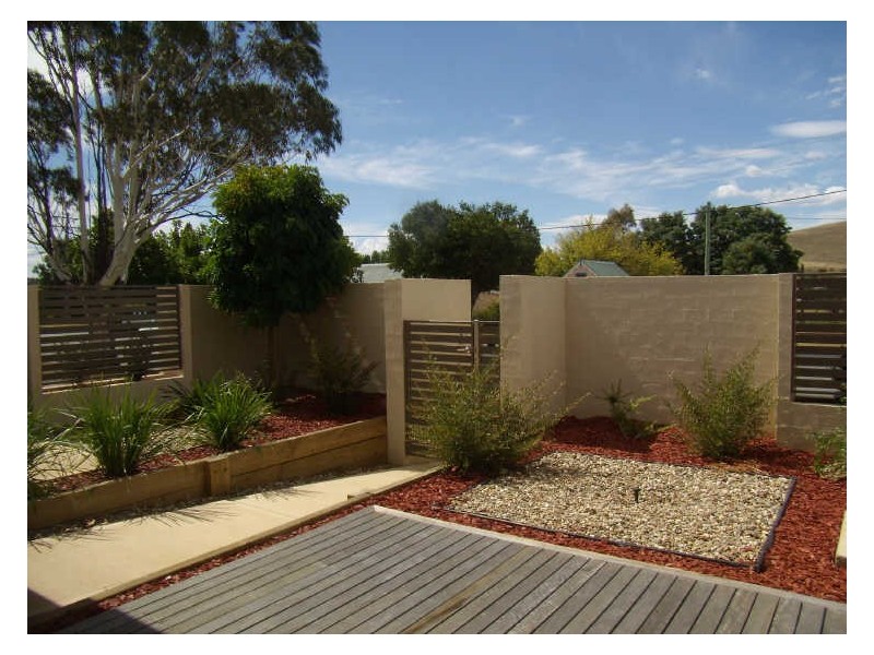 103 Bombala Street, Cooma NSW 2630