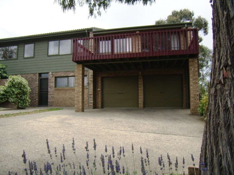 14 Kiah Avenue, Cooma NSW 2630